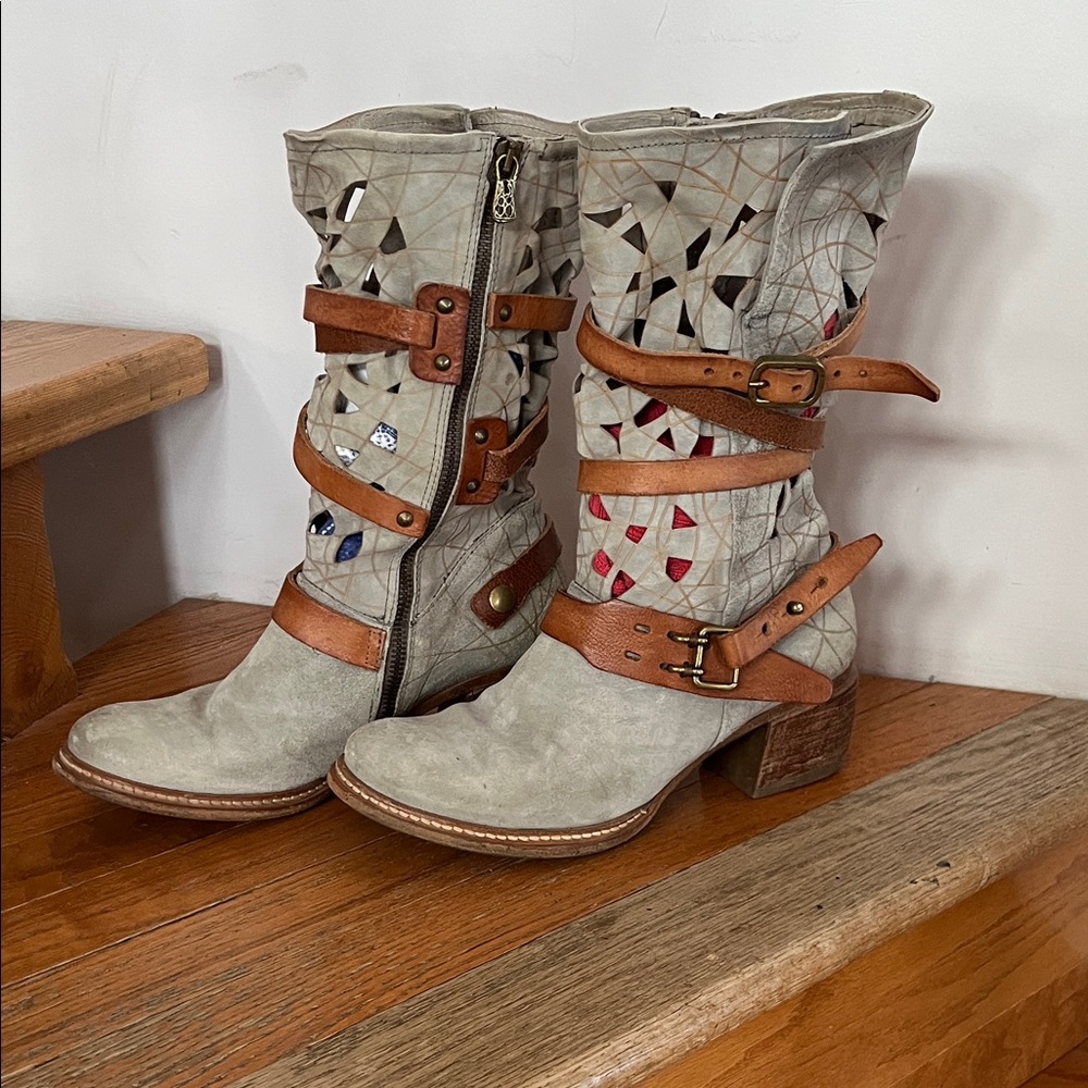 A.S.98 Gray and Tan Heeled Boots